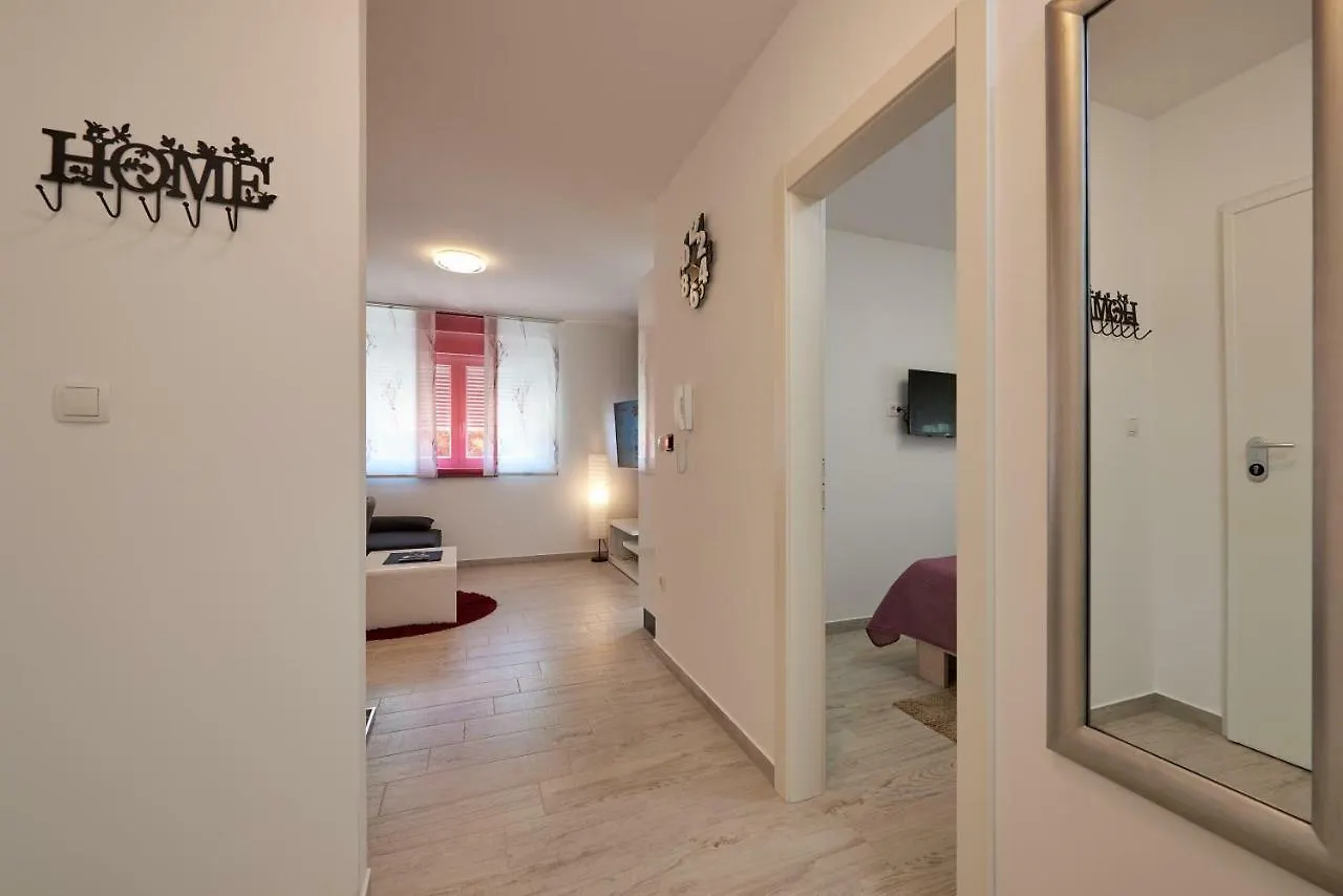 Ferienwohnung Apartman Jakov Trogir Kroatien